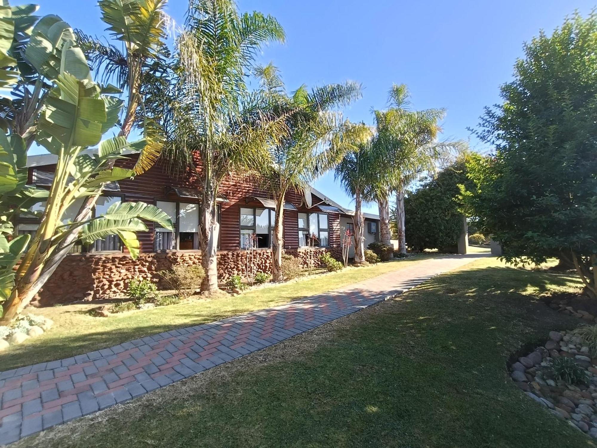 The Owls Inn Country Villa'S George Exteriör bild